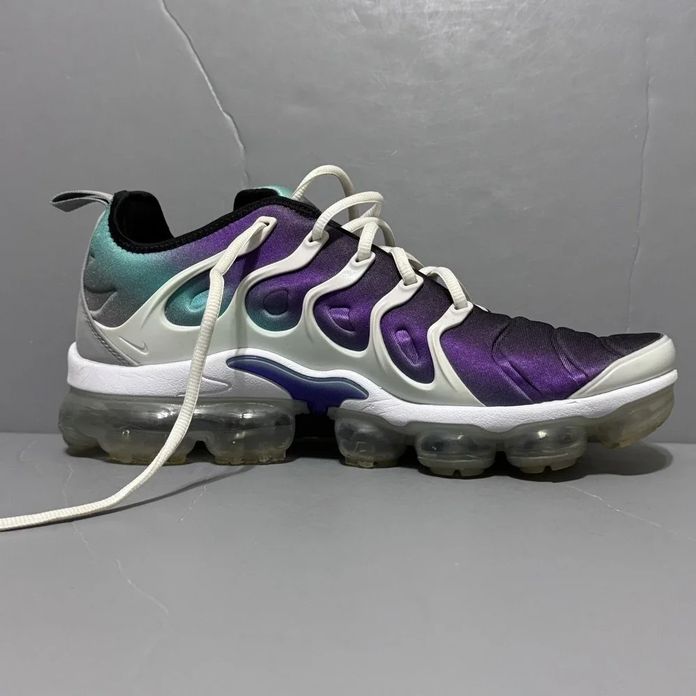 Nike Air Vapormax Plus Mens Size US 10.5 White Fierce Purple Grape Sneakers - Picture 4 of 16